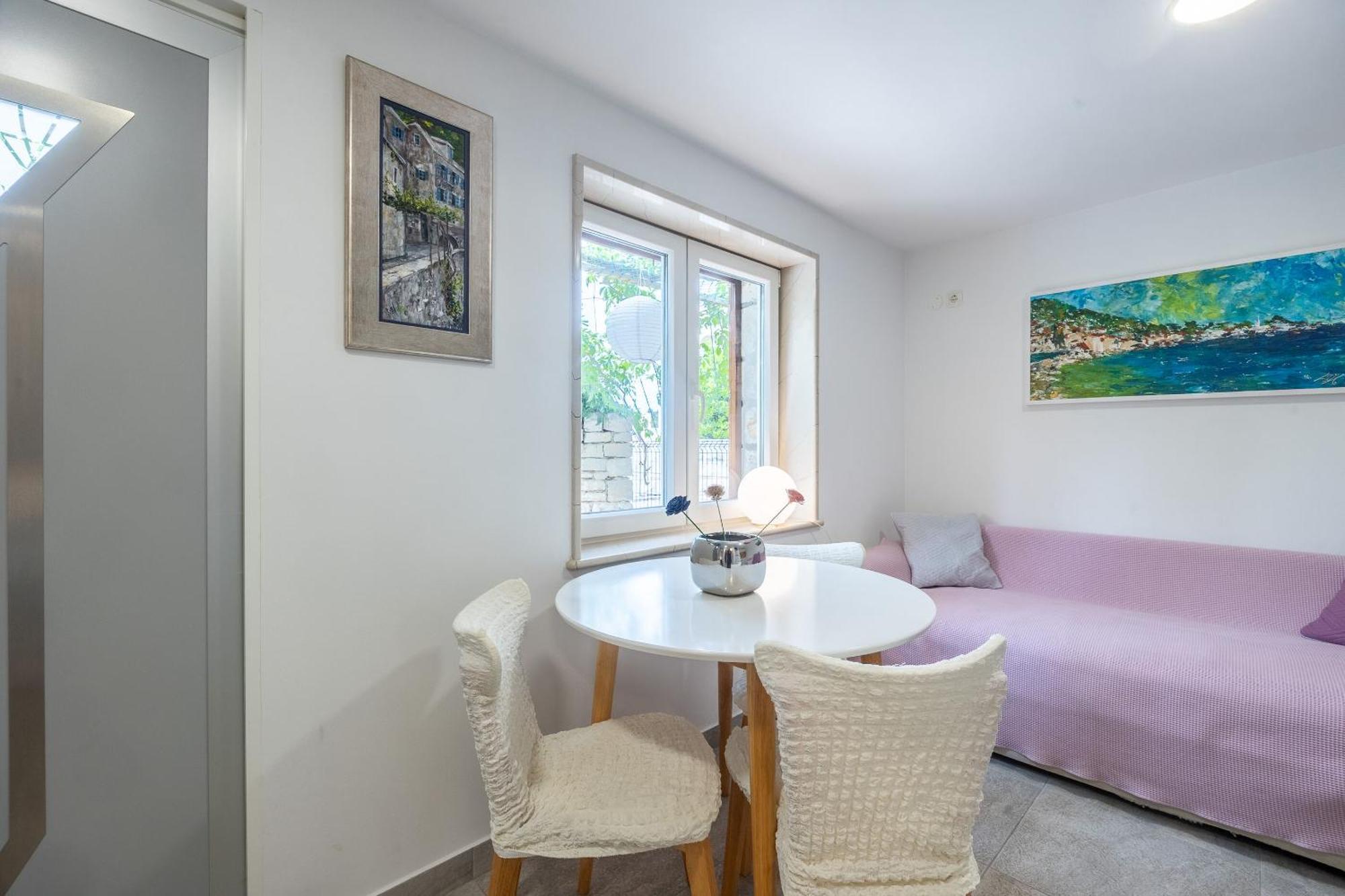 Apartments And Rooms Lea Bol Exterior foto