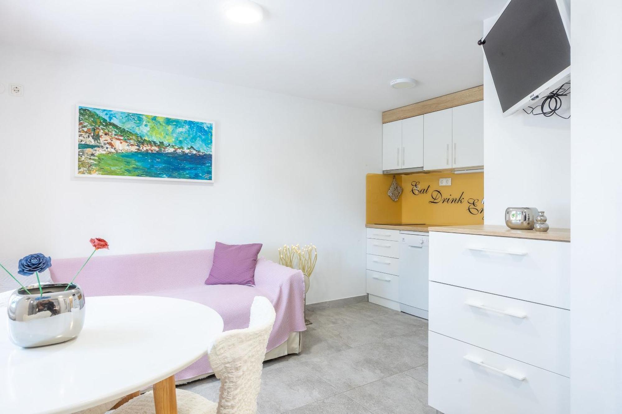 Apartments And Rooms Lea Bol Exterior foto